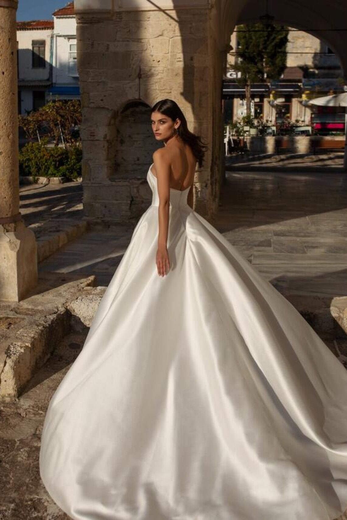 Brautkleid Grand von Dominiss kaufen bei Weddingworld 4