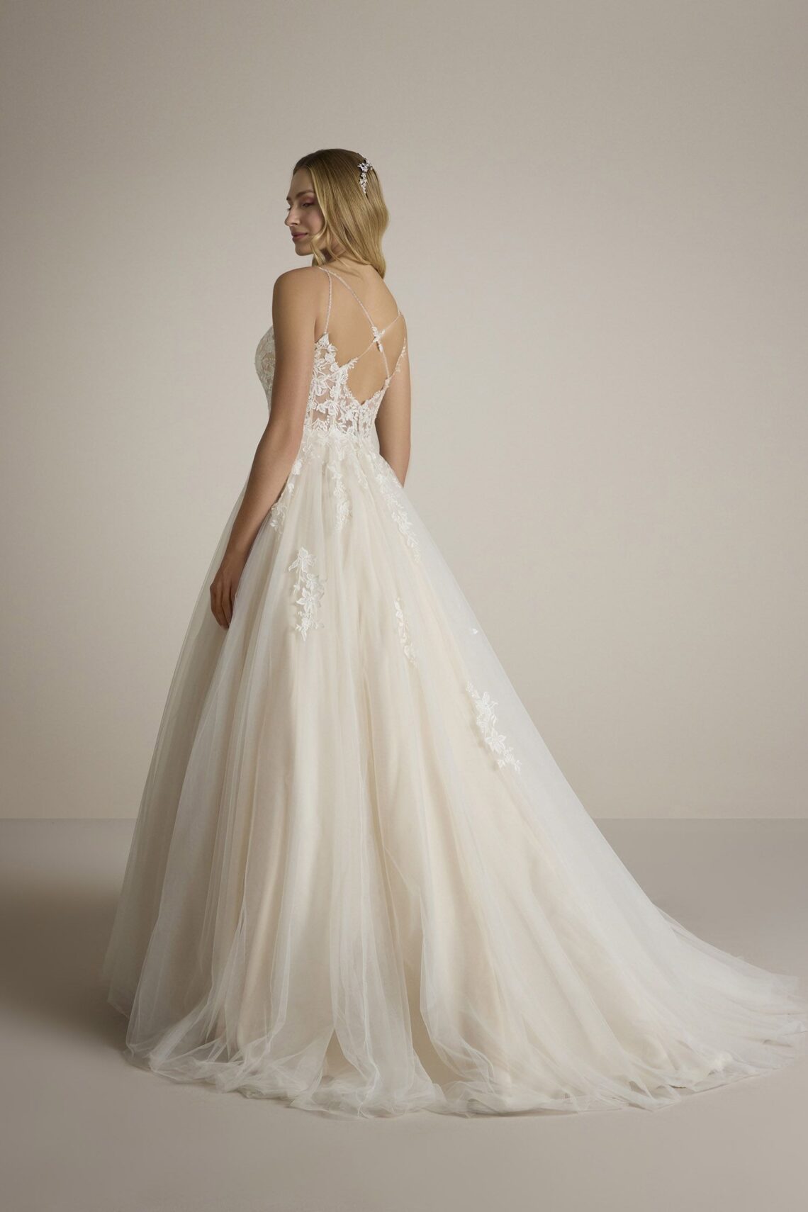 Brautkleid Hilmi von Ladybird kaufen im Weddingworld 2