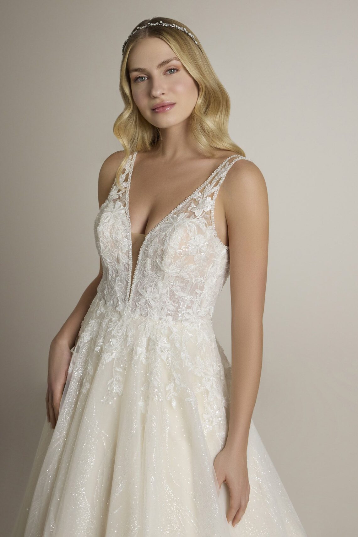 Brautkleid Illusia von Ladybird kaufen im Weddingworld 3