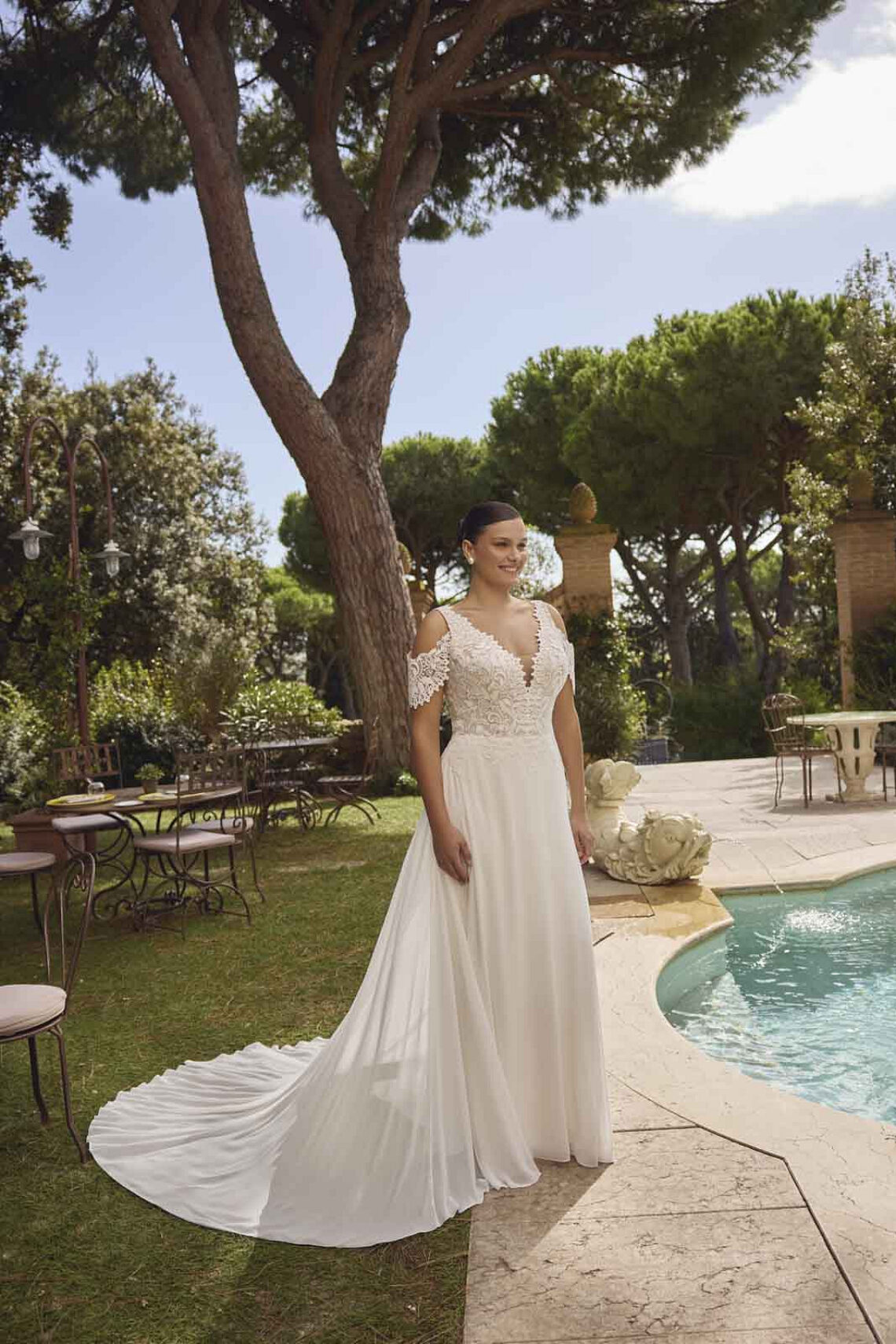 Brautkleid Joy von Modeca kaufen bei Weddingworld 1