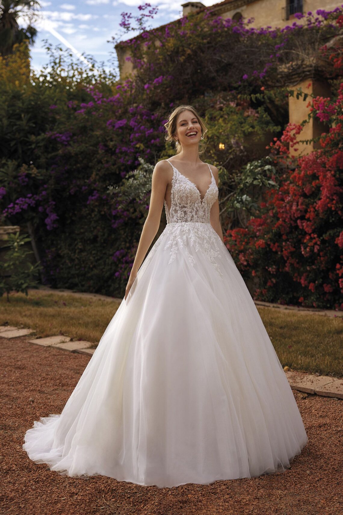Brautkleid Sonique von White One kaufen im Weddingworld 3