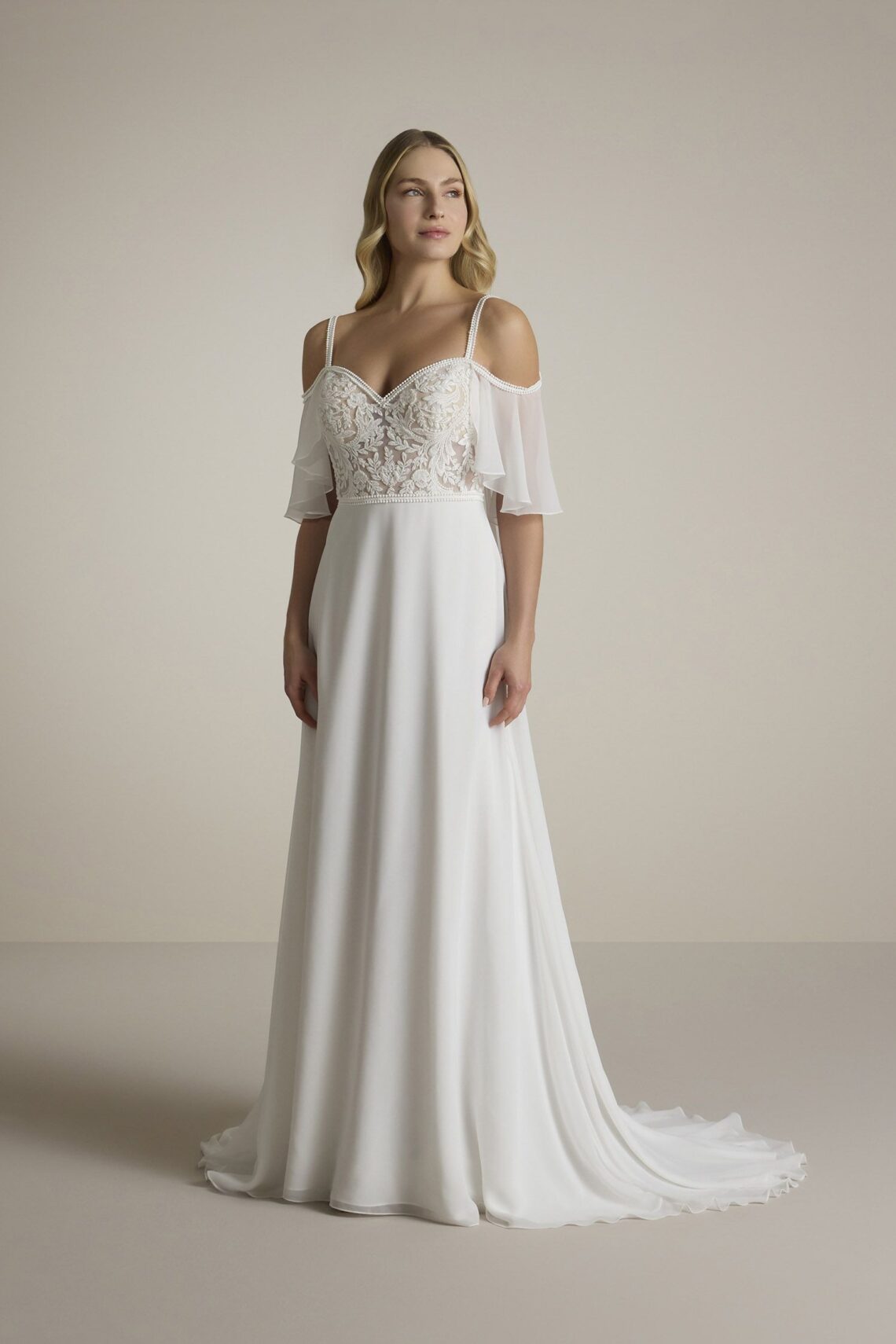 Brautkleid Taurins von Ladybird kaufen im Weddingworld 1
