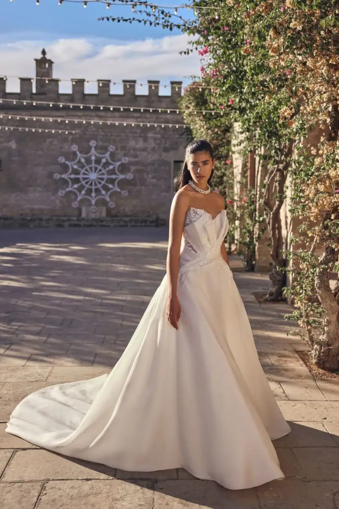 wedding-dress-morena-by-modeca.jpg